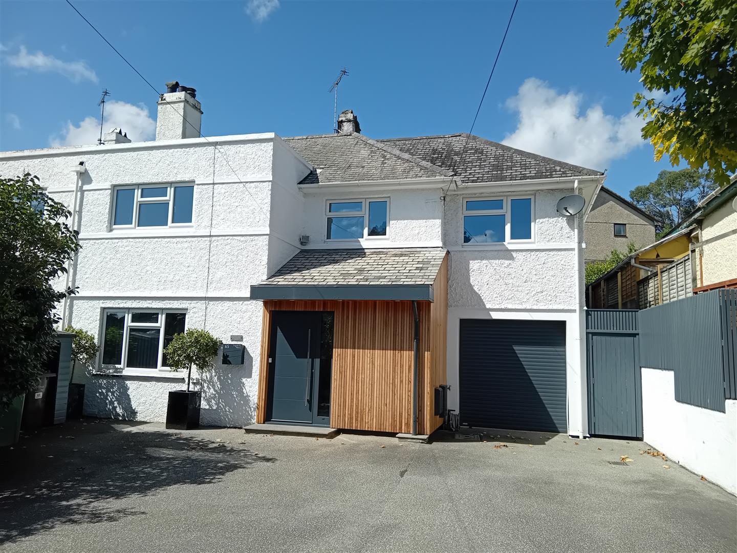 4 bed property in Tregolls Road, Truro